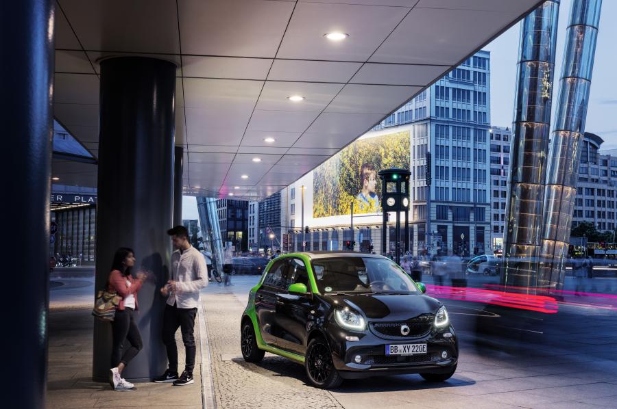  Smart ForFour Prime Electric Drive 2017 года  (WW) (фото 8 из 36)